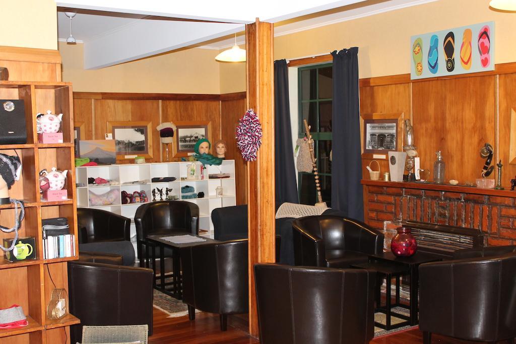 Stony River Hotel Okato ภายนอก รูปภาพ