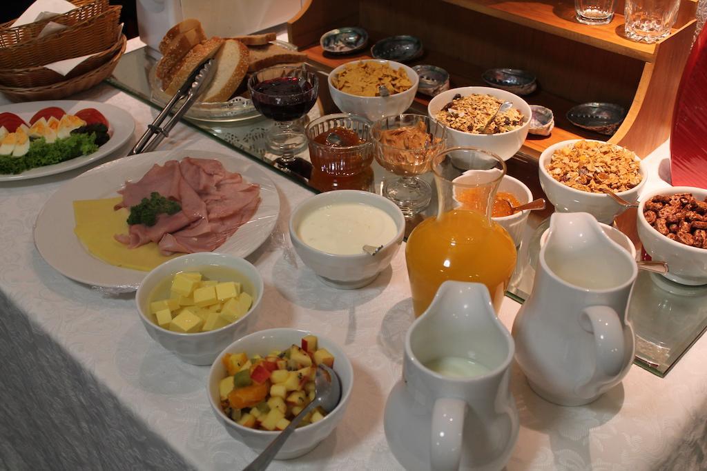 Stony River Hotel Okato ภายนอก รูปภาพ