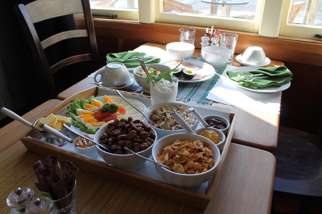 Stony River Hotel Okato ภายนอก รูปภาพ