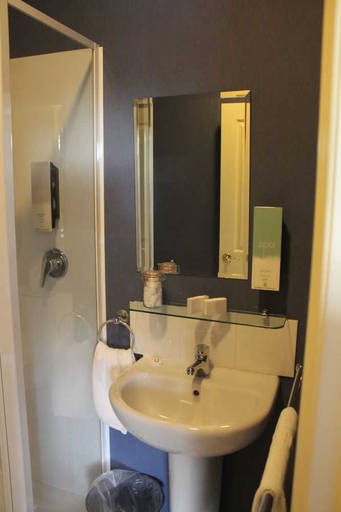 Stony River Hotel Okato ภายนอก รูปภาพ