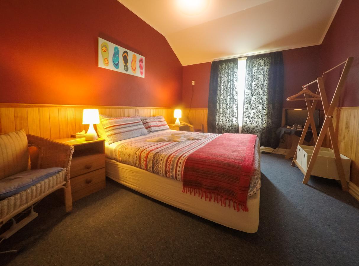 Stony River Hotel Okato ภายนอก รูปภาพ